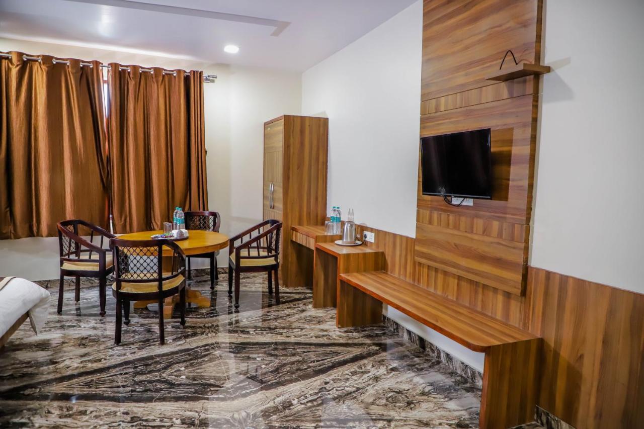 Komal Inn Pushkar Bagian luar foto