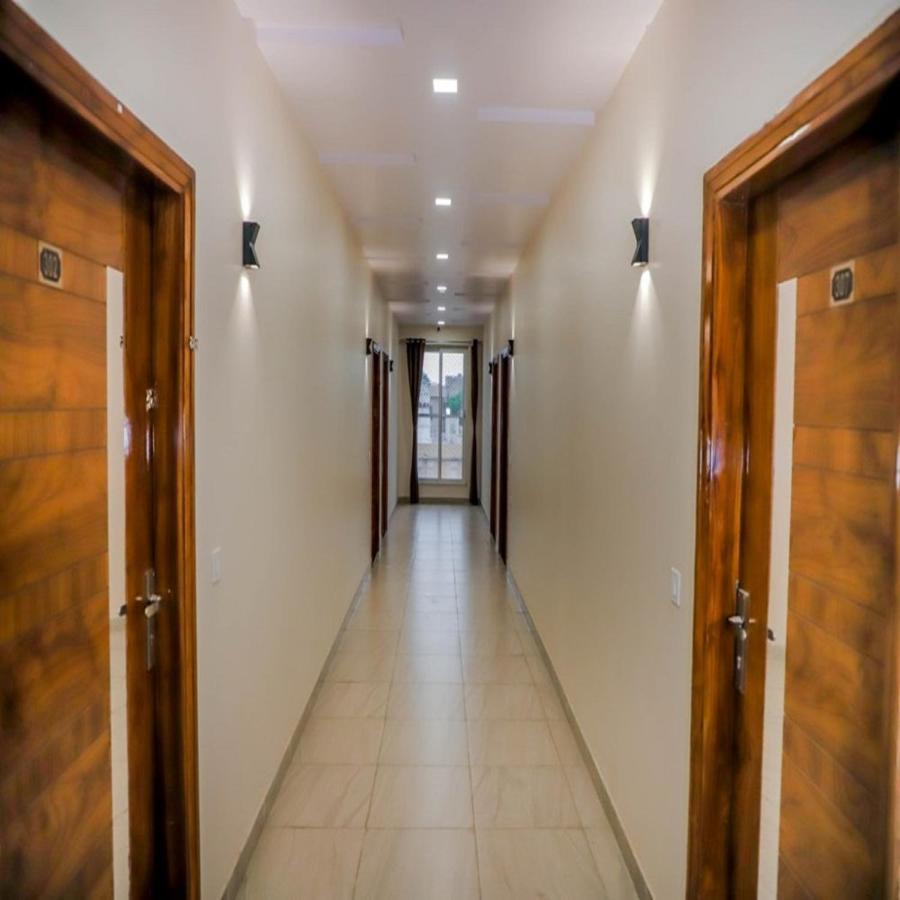Komal Inn Pushkar Bagian luar foto